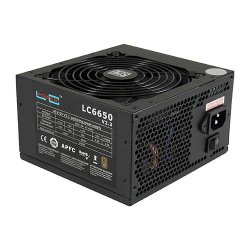 LC6650 V2.3' Stromversorgungseinheit für Computer mit Kühlventilator, Branding und technischen Spezifikationen auf dem Etikett.