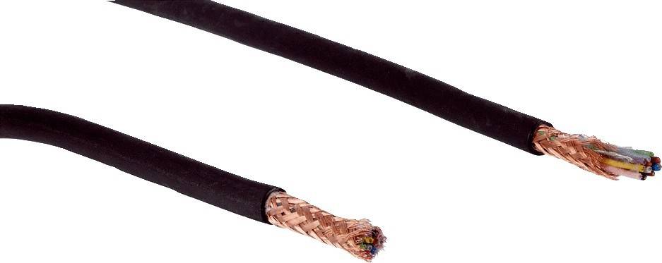 Zwei schwarze isolierte elektrische Kabel mit freigelegten Kupferlitzen an den geschnittenen Enden, gezeigt auf weißem Hintergrund.