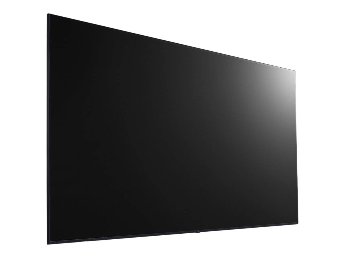 Großer Flachbildfernseher mit schwarzem Bildschirm, in einem Winkel auf weißem Hintergrund dargestellt.