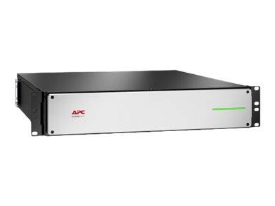 Vorderansicht einer schwarzen APC-Rackmount-UPS/Stromversorgungseinheit mit silberner Frontplatte und grünem Statuslicht auf weißem Hintergrund.