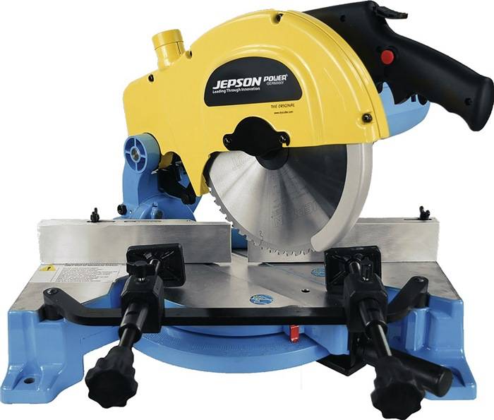 Ein gelb-blauer Kapp- oder Gehrungssäge mit einer Kreissägeblatt, verwendet zum präzisen Schneiden von Winkeln in verschiedenen Materialien, auf einem weißen Hintergrund.