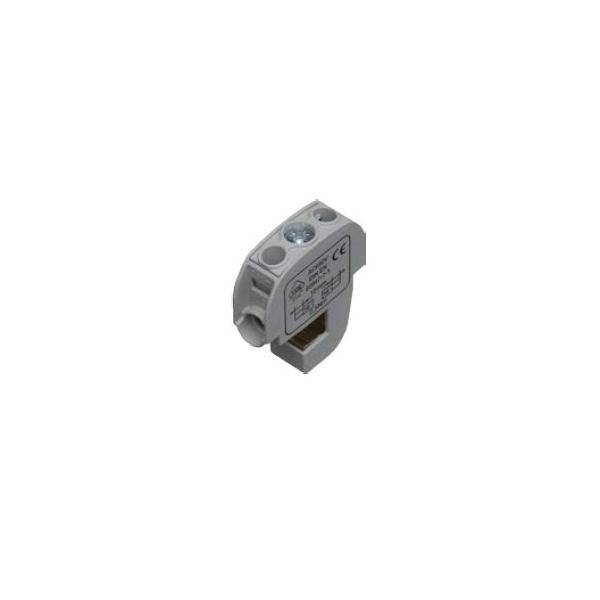 Kleiner grauer Elektrostecker oder Klemmenblock auf weißem Hintergrund, in Nahaufnahme dargestellt.