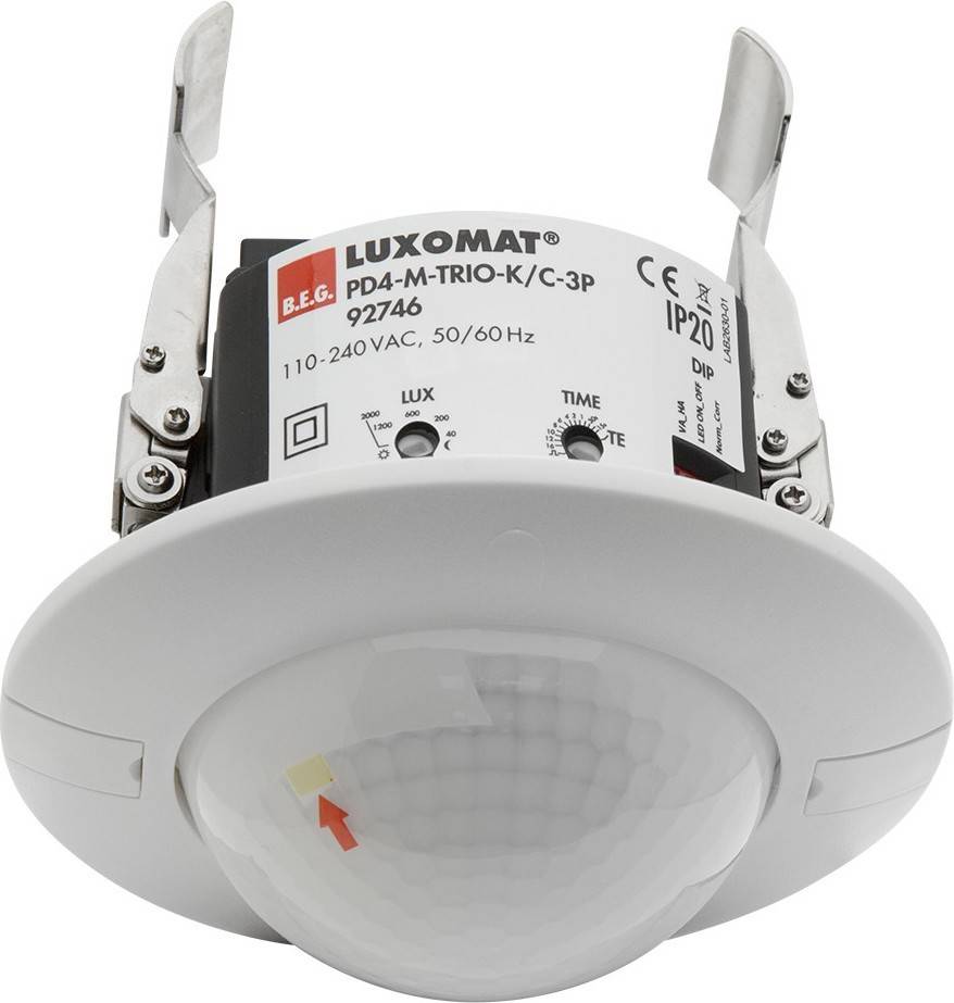 BEG Brück Electronic Präsenzmelder PD4-M-TRIO-K-3P-DE