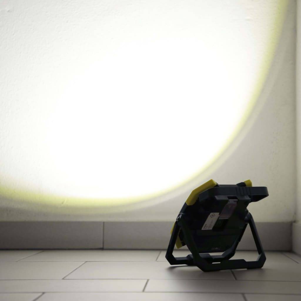 Kerbl Mobiler LED-Akkustrahler WorkFire Pro 30W