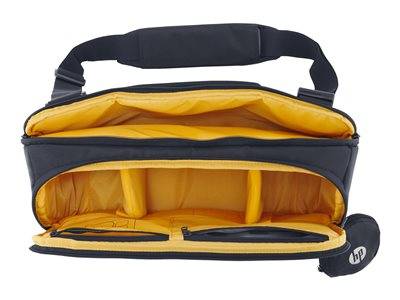 Öffne schwarze Kamera-Tasche mit gelber Innenausstattung, die verstellbare gepolsterte Trennwände zur Organisation von Kamera-Ausrüstung zeigt.