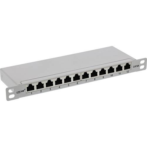 Ein 12-Port-Patchfeld für Netzwerkkabel, gekennzeichnet mit CAT6A, zum Organisieren und Verbinden von Netzwerkhardware in einer Serverumgebung.