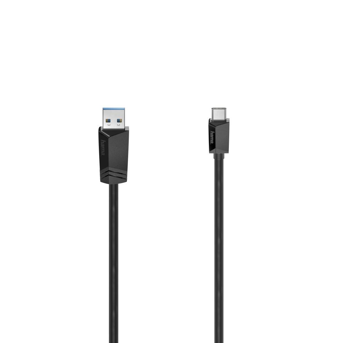 Zwei Ansichten eines schwarzen USB-Kabels mit einem USB-A-Stecker auf einer Seite und einem USB-C-Anschluss auf der anderen Seite, gezeigt auf weißem Hintergrund.