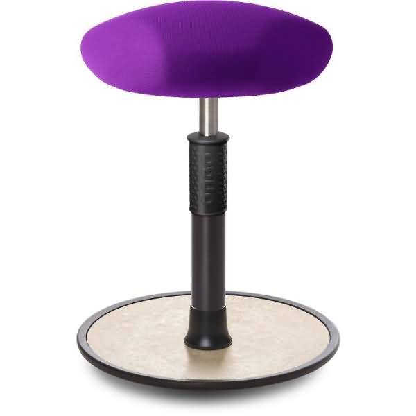 Sitz- Stehhocker Free Regular Triangel Gestrick Purpur schwarz /cremeweiß