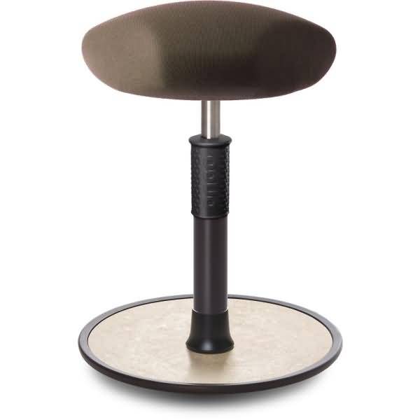 Sitz- Stehhocker Free Regular Triangel Gestrick Braun schwarz /cremeweiß