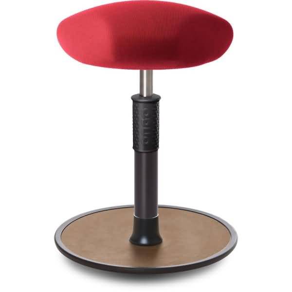 Sitz- Stehhocker Free Regular Triangel Gestrick Rot schwarz /Natur