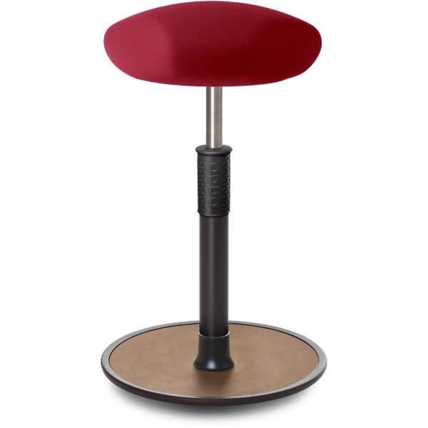 Sitz- Stehhocker Free Tall Triangel Gestrick Dunkelrot schwarz /Natur