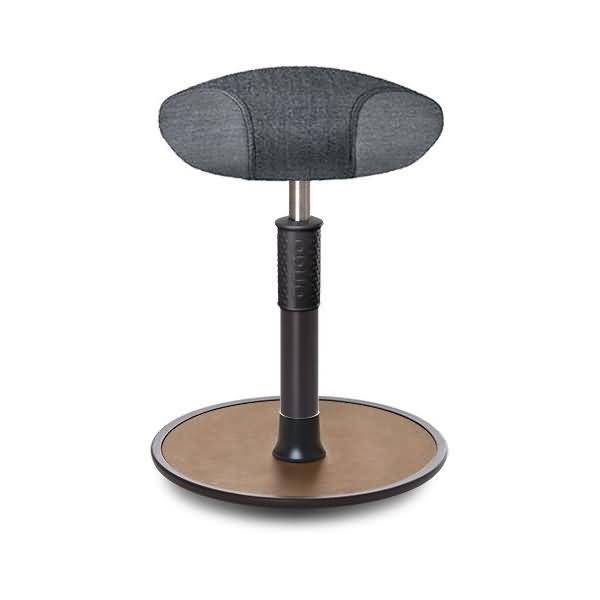 Sitz- Stehhocker Free Regular Triangel Camira Rivet Anthrazit schwarz /Natur
