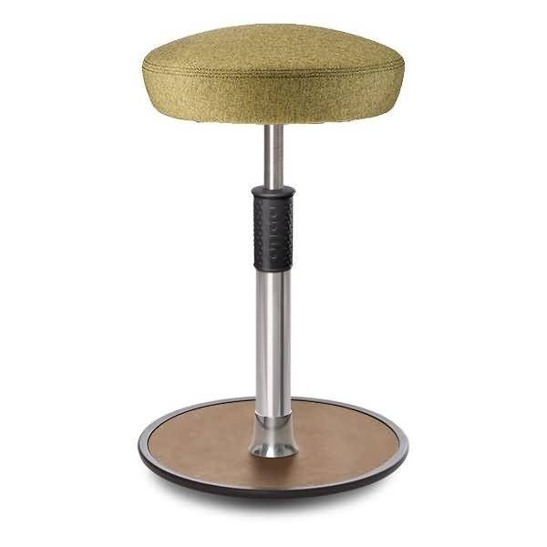 Sitz- Stehhocker Free Tall Hutsitz Camira Rivet Senfgelb Chrom /Natur