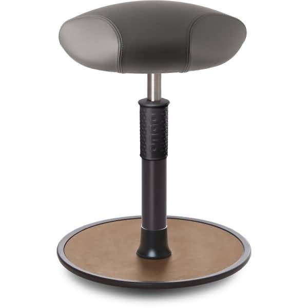 Sitz- Stehhocker Free Regular Triangel Boxmark Leder Grau schwarz /Natur