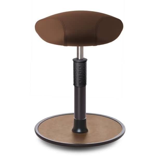 Sitz- Stehhocker Free Regular Triangel Boxmark Leder Braun schwarz /Natur