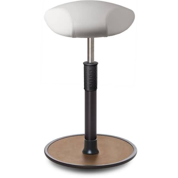 Sitz- Stehhocker Free Tall Triangel Boxmark Leder Weiß schwarz /Natur