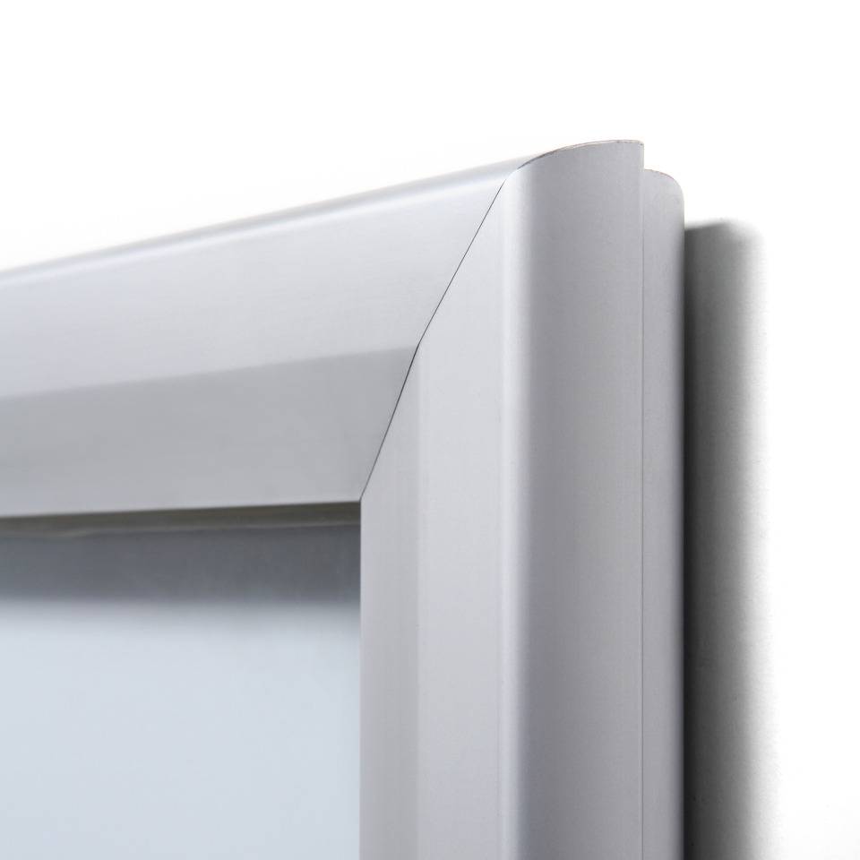 Schaukasten, abschließbar, IP56, Aluminium, 583x760x47mm, 4xA4, 10,33kg