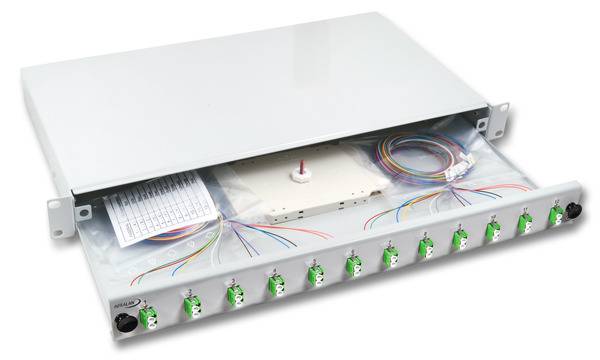 INFRALAN® Spleißbox ausziehbar LC, 12 -- Pigtails abgesetzt / 6 Kupplungen, OM3 Glasfaser 19 Zoll