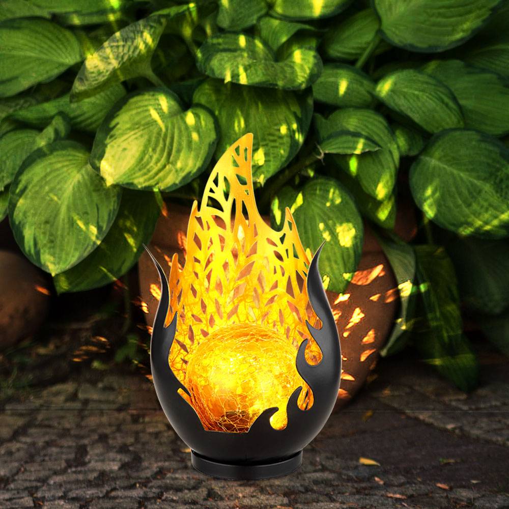 Gartendeko Solarlampen für Außen Outdoor Balkon Deko schwarz gold Flammenoptik Glaskugel, IP44 Akku Metall Dekorstanzungen, 1x LED, LxBxH 16,5x12,5x