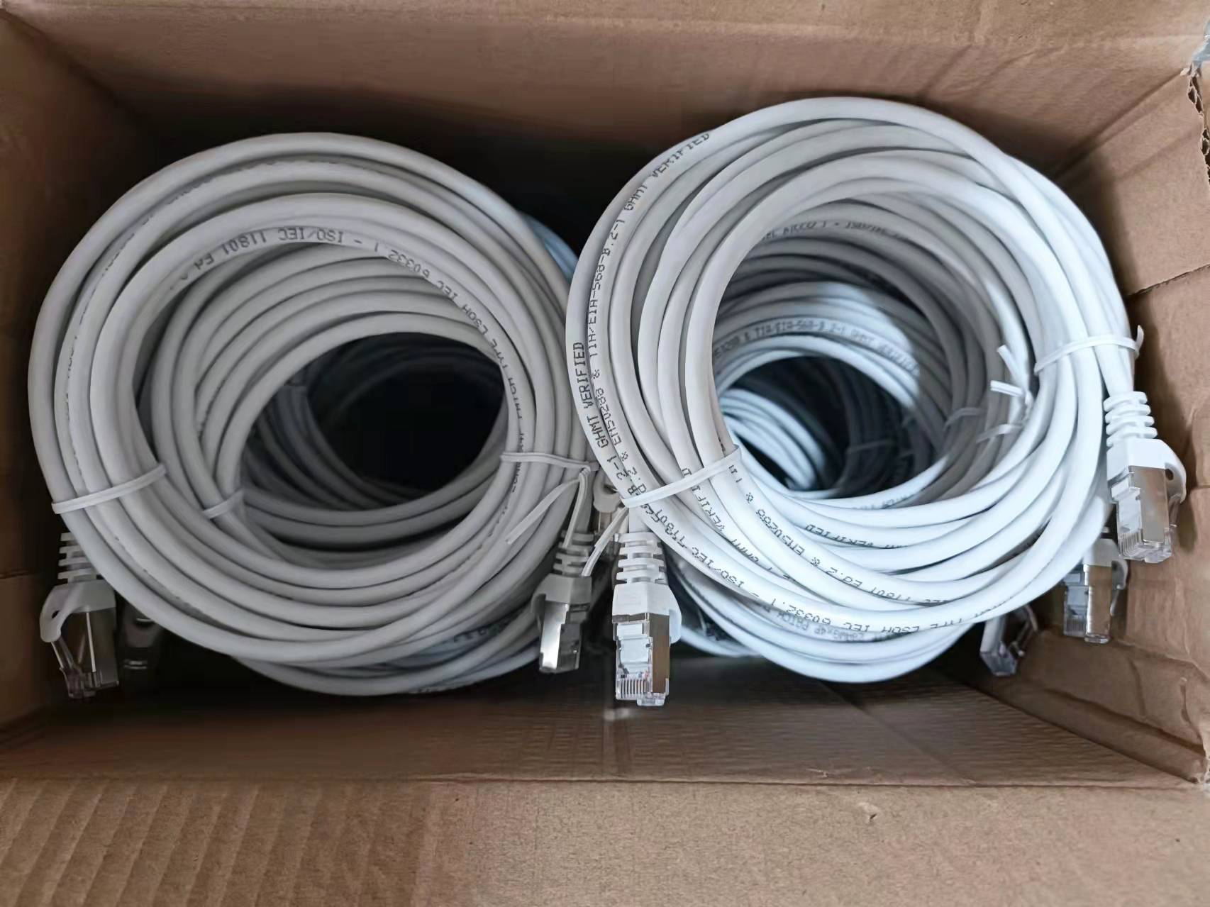 Equip Patch-Kabel - RJ-45 (M) zu RJ-45 (M)