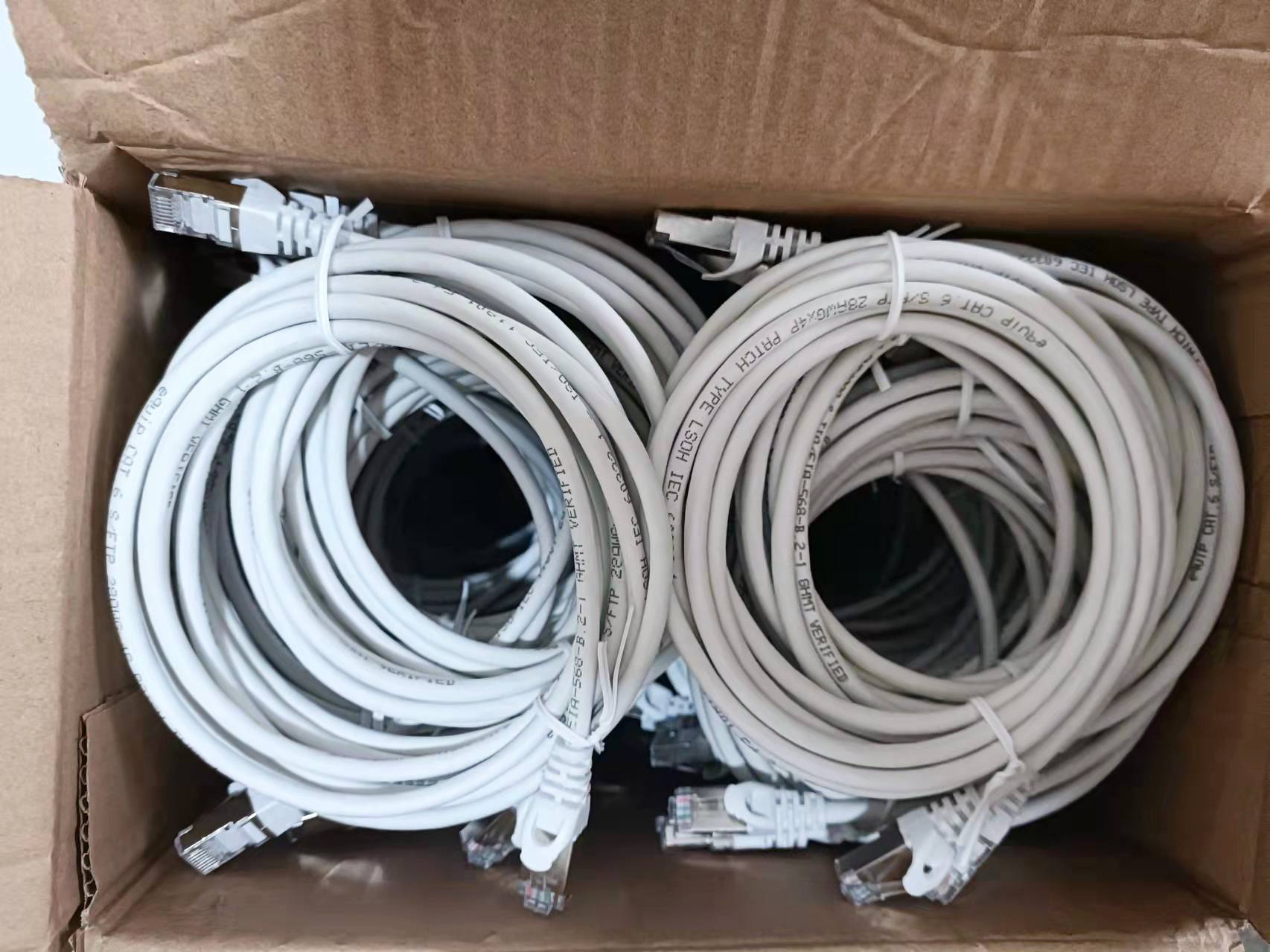Equip Patch-Kabel - RJ-45 (M) zu RJ-45 (M)