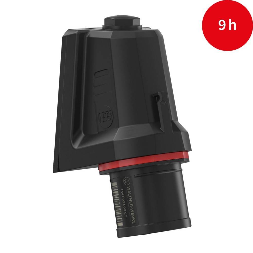 Eine schwarze Sprühlackdüse vor einem weißen Hintergrund, mit einem roten Kreisetikett in der oberen rechten Ecke, auf dem '9h' steht.