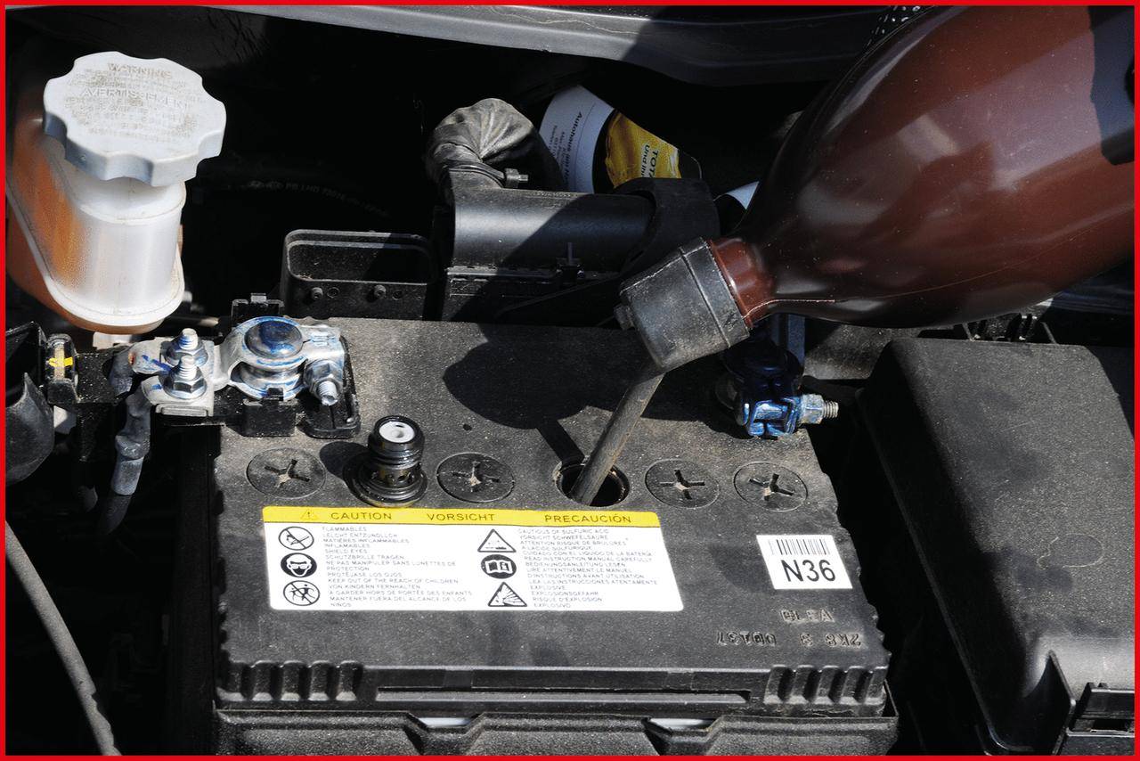 KS TOOLS Batteriefüllflasche für Batteriesäure