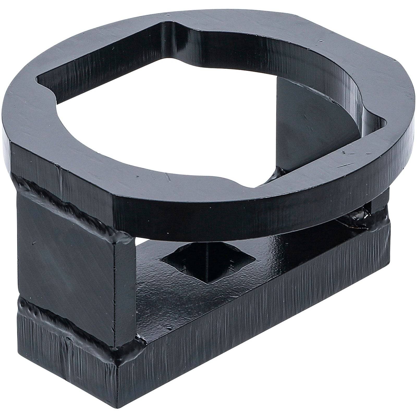 Ein schwarzer Gummiöse zum sicheren Einbau in einem Loch, mit erhobener Lippe und hohlem Inneren für Kabel oder Drähte.