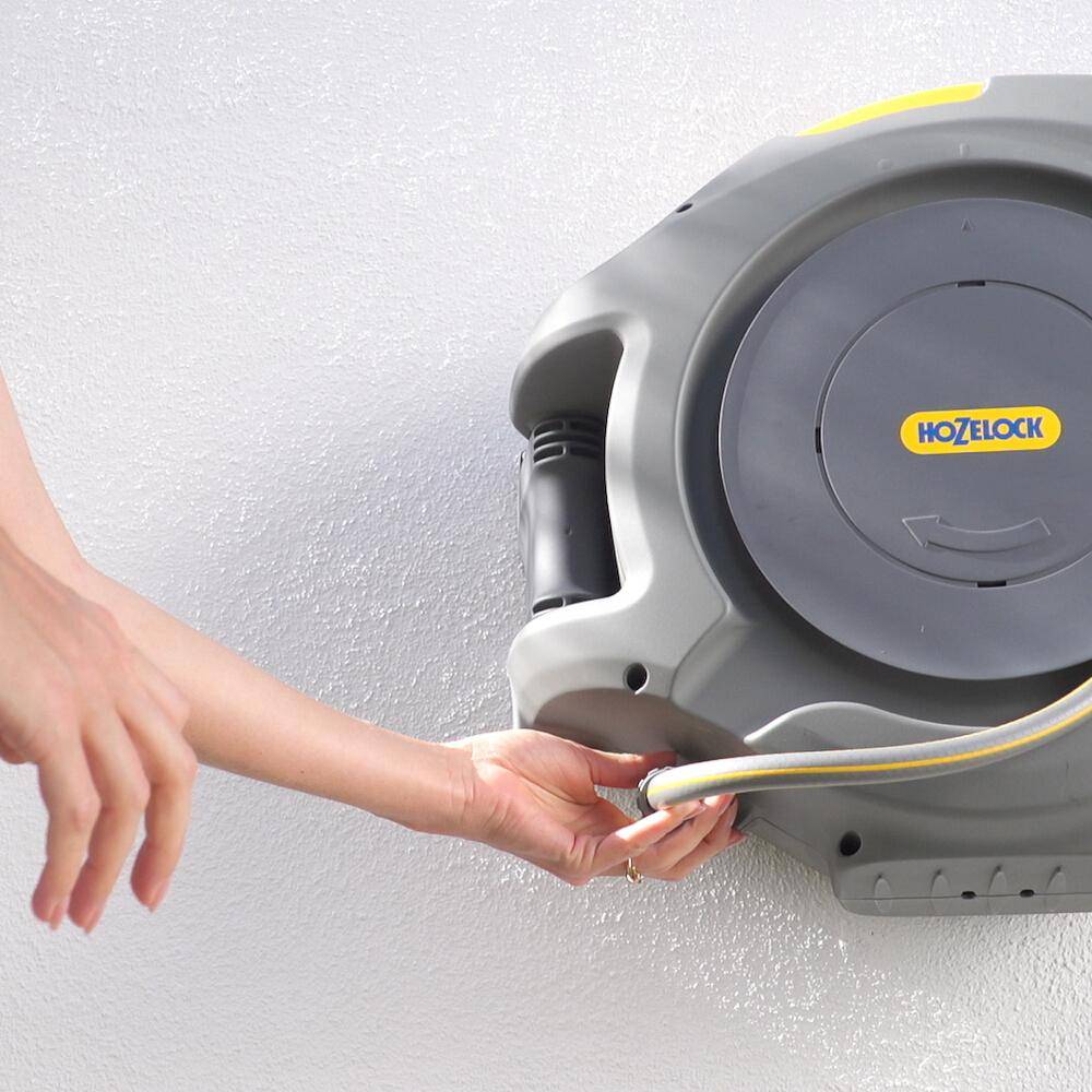 HOZELOCK Schlauchaufroller AutoReel 25 m mit Starterset