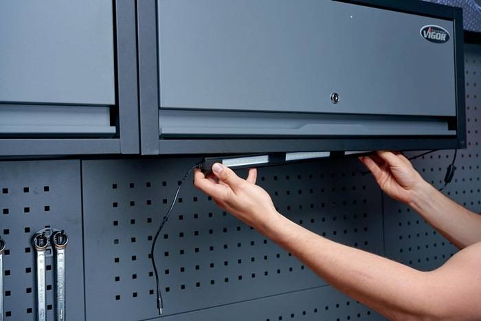 LED-Arbeitsleuchte V7283, SMD-LED Lichtleistung 1000 Lumen, 600 mm Länge, VIGOR