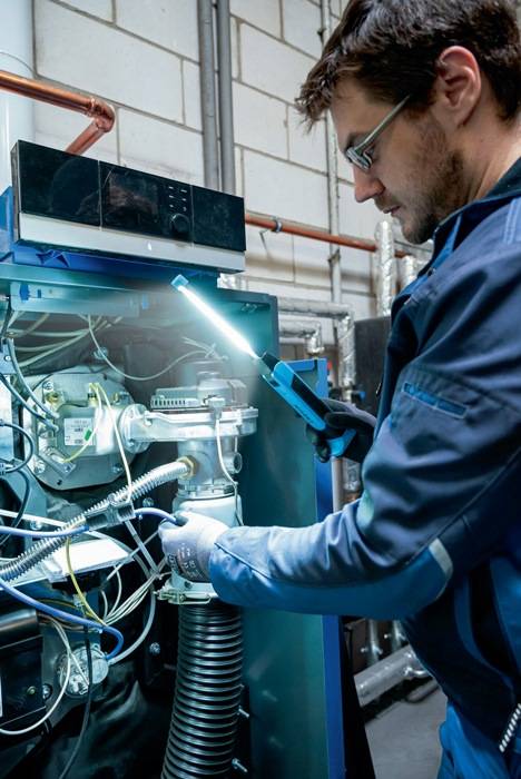 LED-Lampe 1979W-92 1100 lm 3,6 V 4500 mAh Leuchtdauer 3 h HAZET