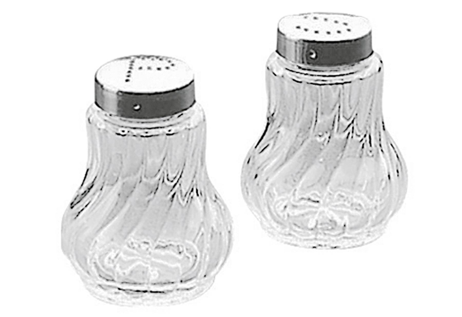 Zwei leere Glassalzstreuer mit Metalldeckeln, auf weißem Hintergrund dargestellt.