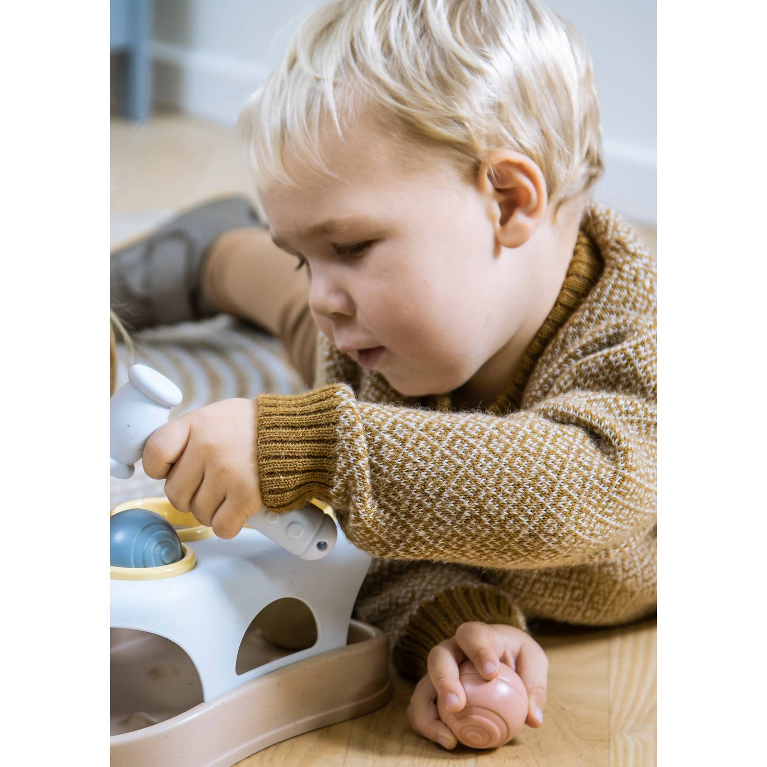 dantoy 6040 Green Eco Tiny Hammerbrett, mehrfarbig