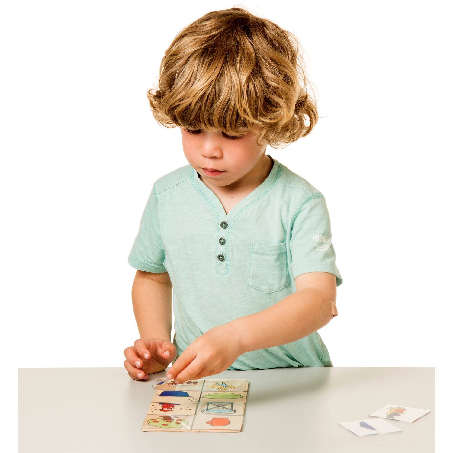 EDUPLAY 120827 Complete the item