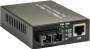 Grauer Ethernet-Netzwerk-Switch mit mehreren Anschlüssen, einschließlich Faser- und RJ45-Steckern, und grünen Statusleuchten auf der Frontplatte.