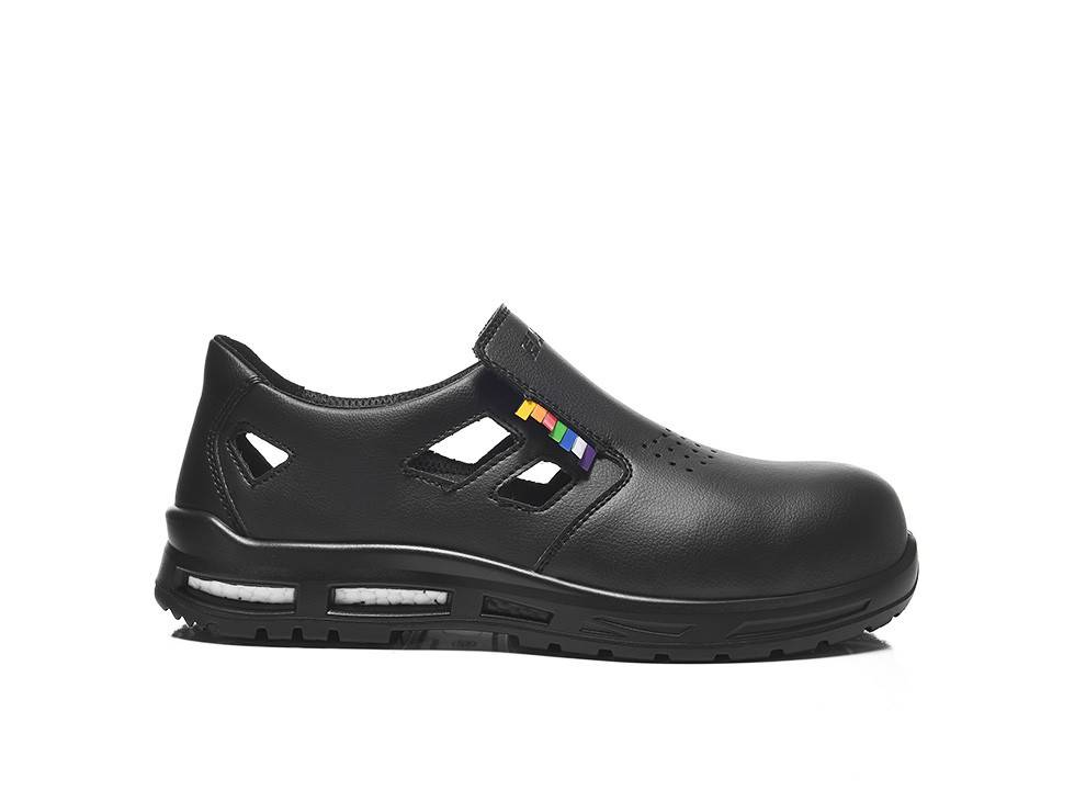 Schwarzer Sicherheitsschuh mit seitlichen Ausschnitten und einem kleinen Regenbogen-Design.
