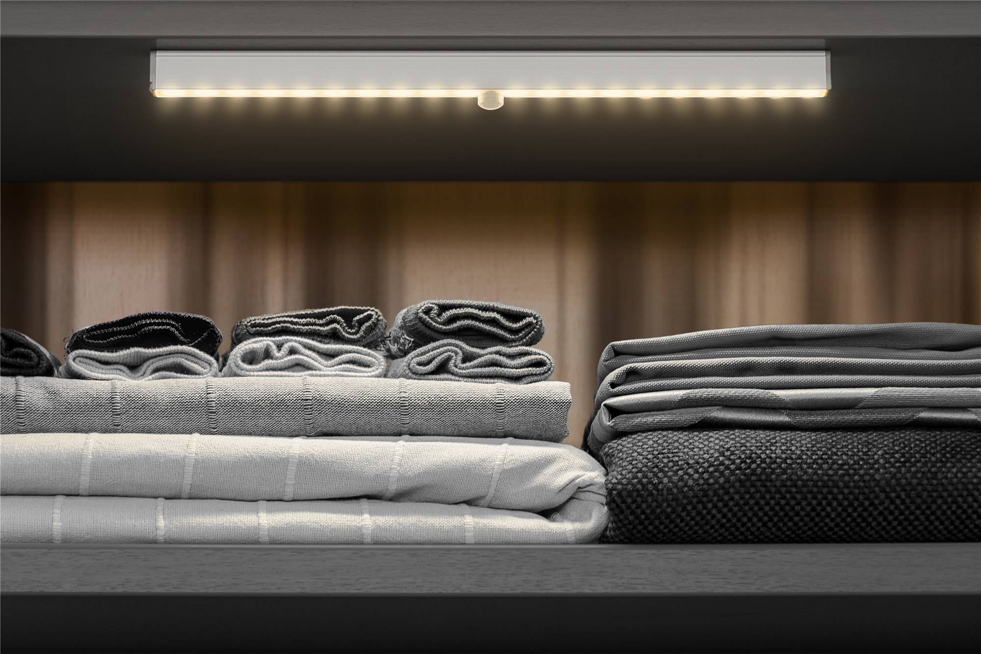 GOOBAY LED-Unterbauleuchte 58288, mit Bewegungsmelder, Batteriebetrieb, weiß