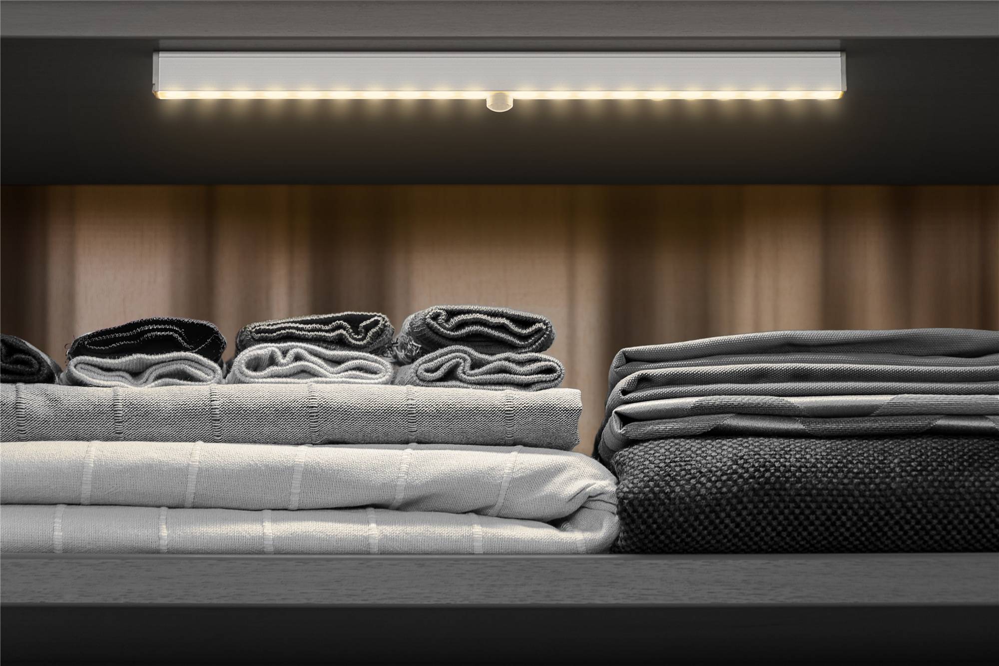 GOOBAY LED-Unterbauleuchte 58288, mit Bewegungsmelder, Batteriebetrieb, weiß