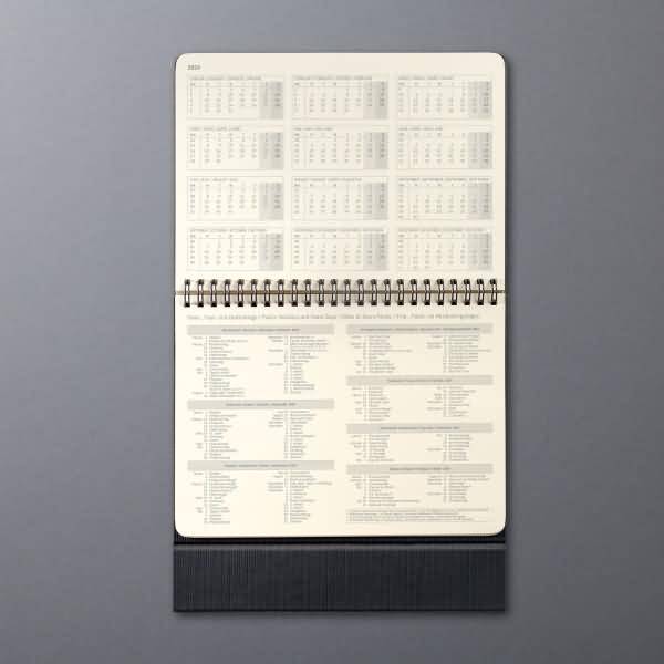 Tischkalender Conceptum 2024 A5 quer 1 Monat/2 Seiten Hardcover black