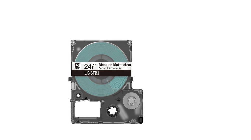 Eine schwarze und blaugrüne Etikettendrucker-Bandkassette auf weißem Hintergrund, beschriftet mit „24 mm Schwarz auf mattem Transparent