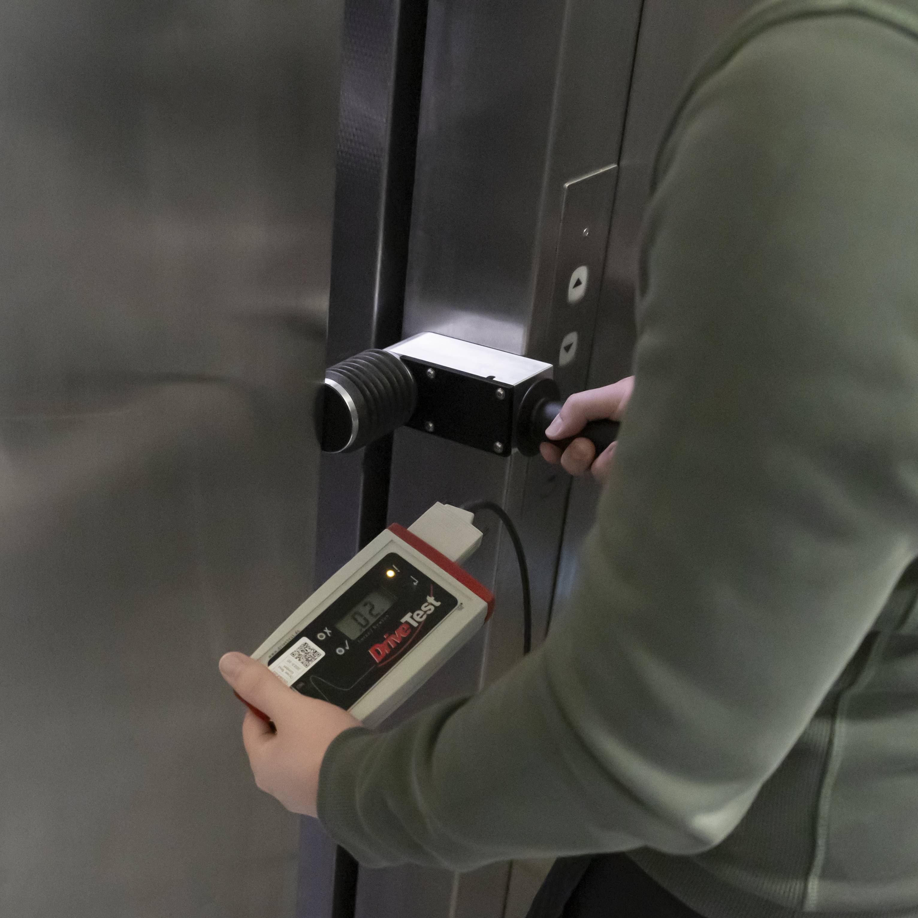PCE Instruments Schließkraftaufnehmer DriveTest FM300 für Aufzugstüren von