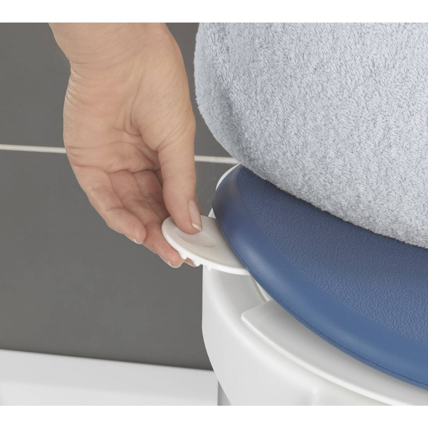 Maximex Badhocker, mit Drehsitz, Anti-Rutsch-Füße, aus Kunststoff und Aluminium