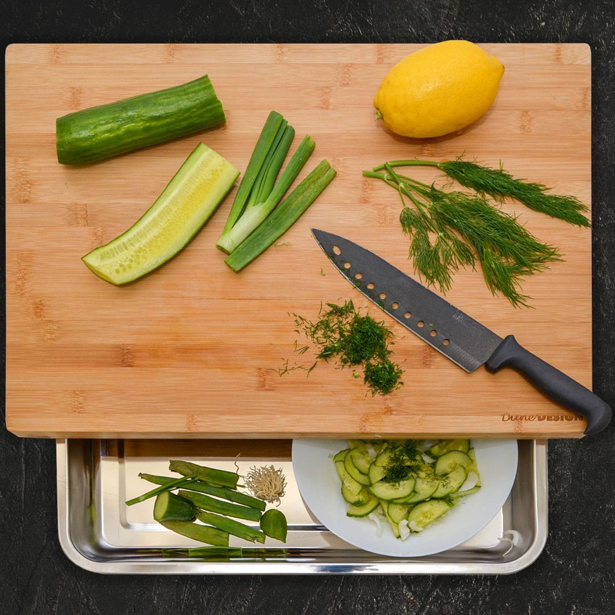 Bambus Schneidebrett - 49x37x8 cm mit Edelstahl Auffangschale - Holz Brett Natur