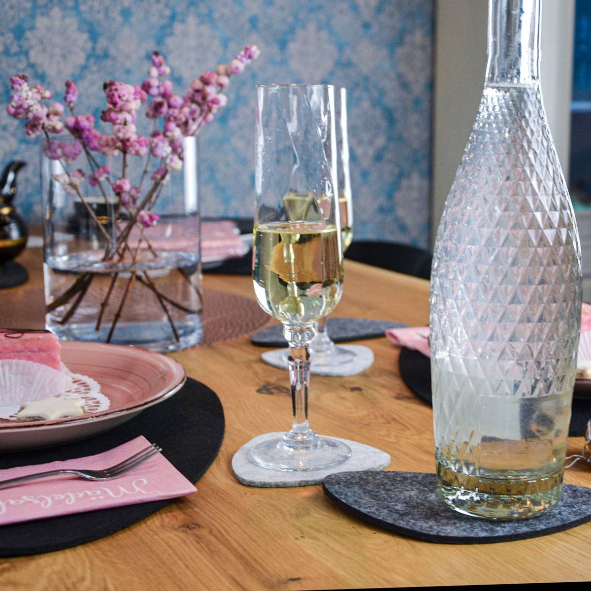 Flusskiesel Tischset Filz 16 Teile Platzset + Untersetzer für 4 Abwaschbar Grau