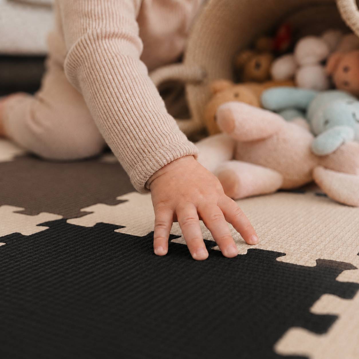 27 Teile Baby Kinder Puzzlematte ab Null - 30x30 Puzzle Spielmatte Krabbelmatte