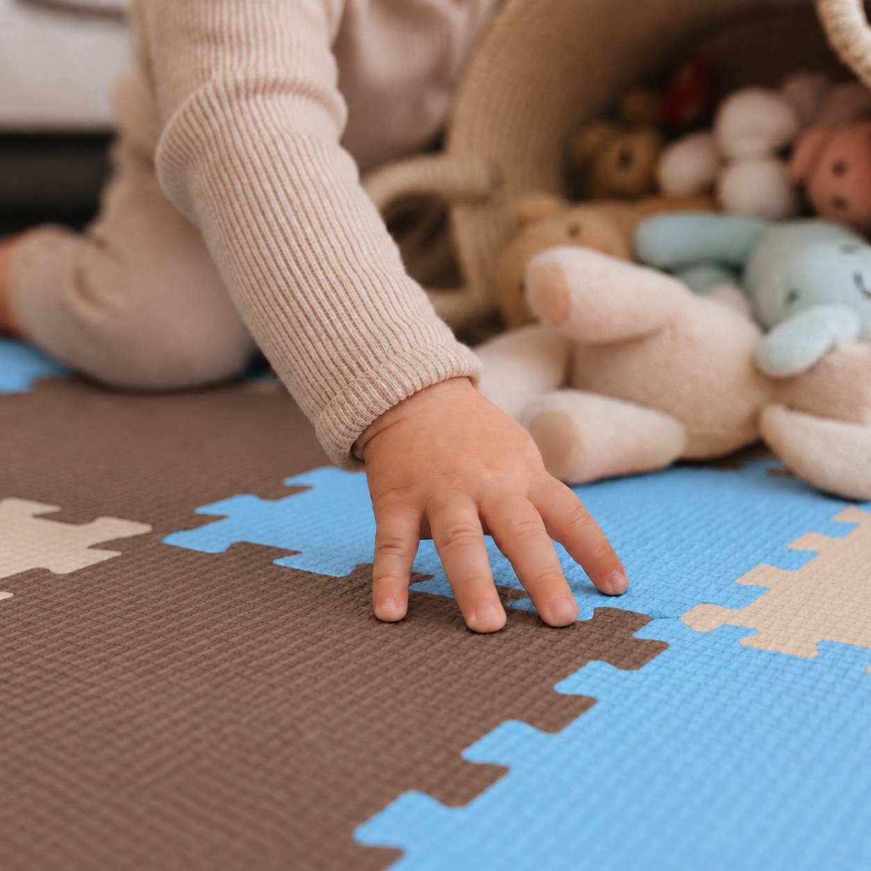 27 Teile Baby Kinder Puzzlematte ab Null - 30x30 Puzzle Spielmatte Krabbelmatte