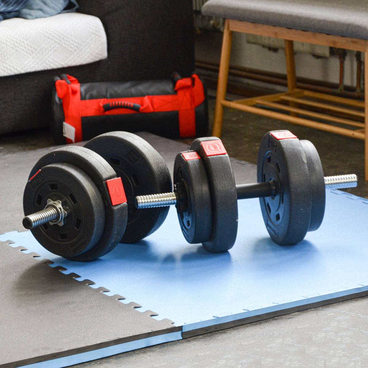2,5cm dicke Fitnessmatte 2er Set 90x90cm Bodenschutzmatte Gym Matte Puzzlematte