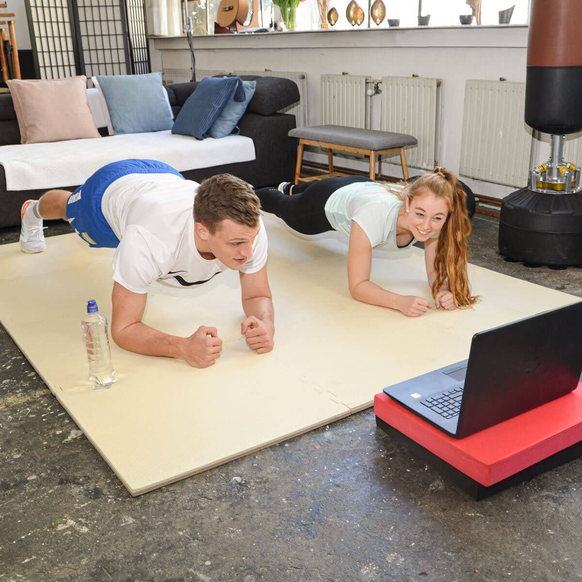 4.8qm Kampfsportmatte 2cm - 12 Judo Matten für Zuhause 63x63 Home Gym Dojo Matte