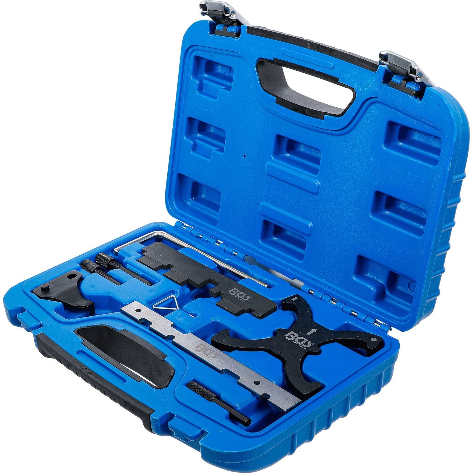 Ein blauer Kunststoff-Transportkoffer ist geöffnet und zeigt verschiedene Metallausrichtungswerkzeuge, die sicher im Inneren platziert sind. Der Koffer verfügt über einen Griff oben.