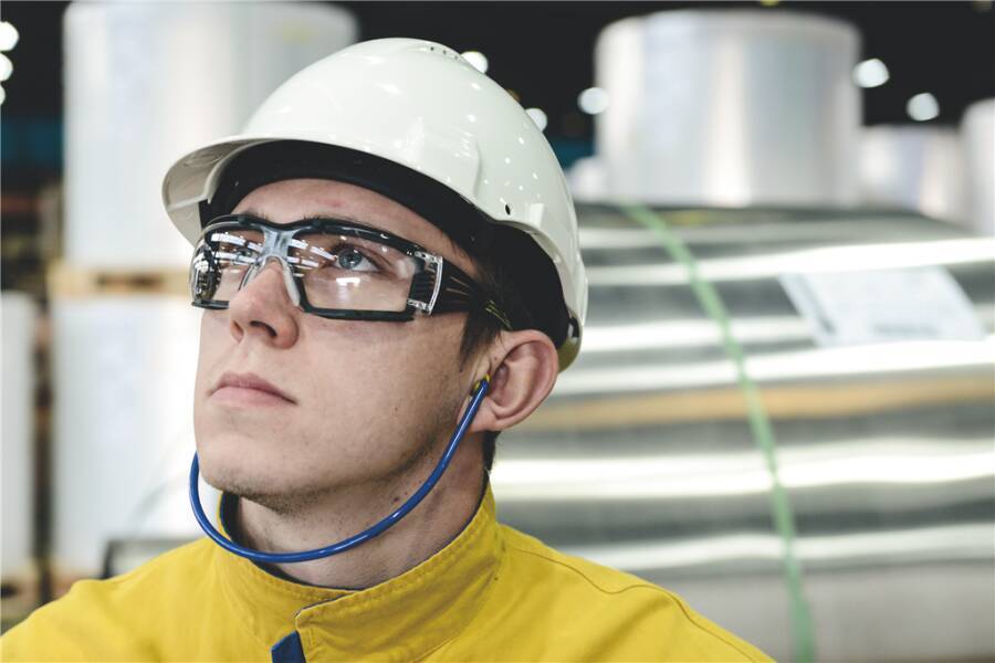 Schutzbrille 3M™ SecureFit™ 400 SF401AF Rahmen schwarz / grün Scheibe klar Scheibenkennzeichnung 2C-1.2 3M 1 FT Beschich